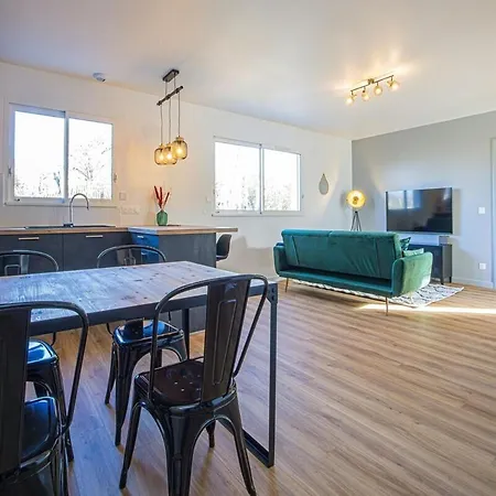 - Calme - 62 M2 - Albi Apartmán *