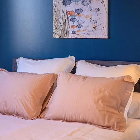 - Calme - 62 M2 - Albi Apartmán *